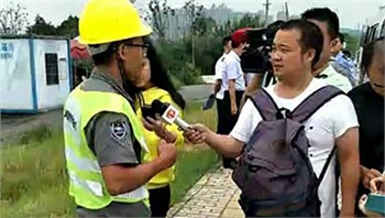 株洲市副市長、市公安局局長李曉葵視查工地現(xiàn)場